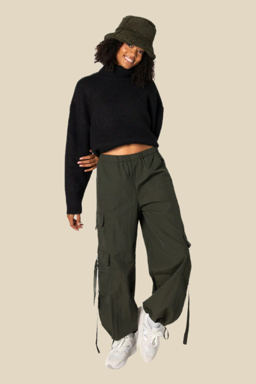 Cargo pocket trousers - Women's fashion