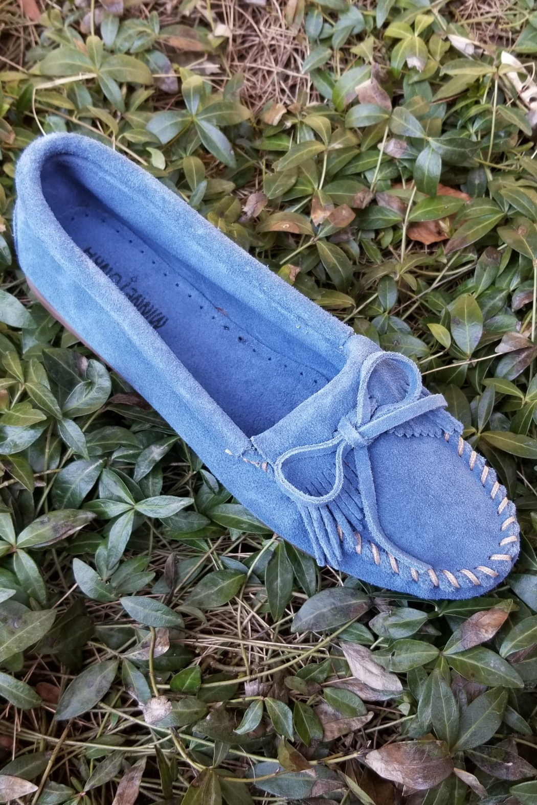 Blue minnetonka online moccasins