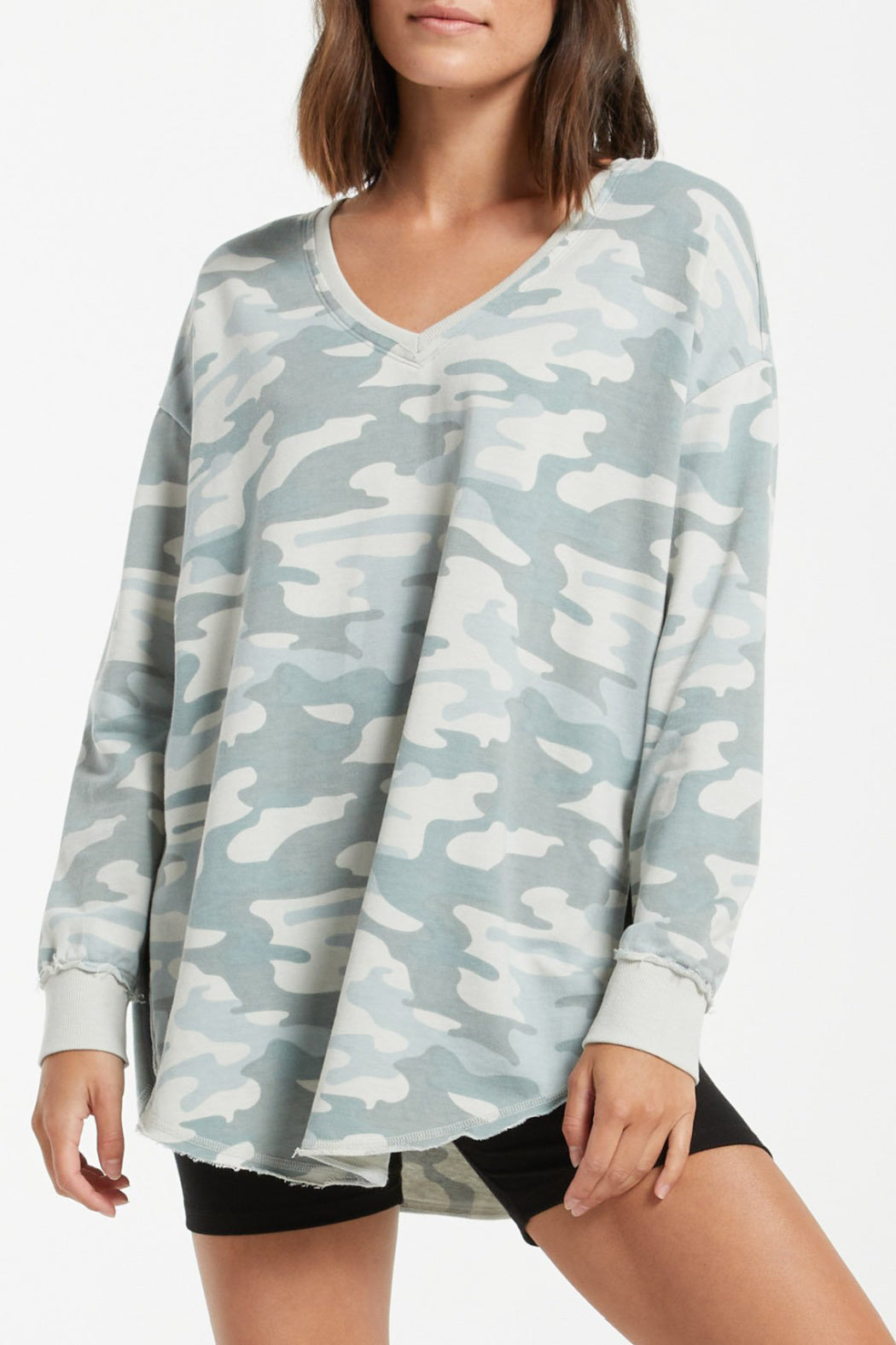 Camo V-Neck Weekender